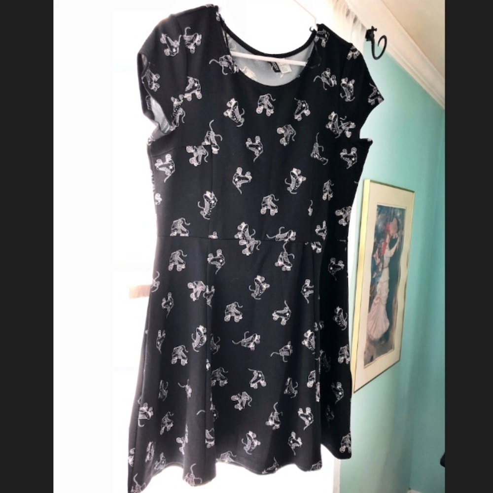 Black Roller Skate Print Dress